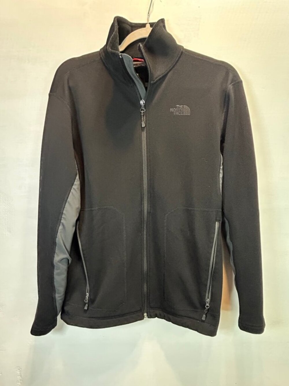 The North Face Medium Black Full Zip Jacket Gray Panels Outdoor Gorpcore Hiking